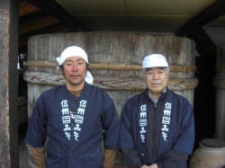 和泉蔵当主安部隆司氏と博隆氏